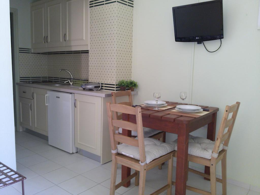 Iliobasilema Studios & Apartments Fiskardo Kamer foto