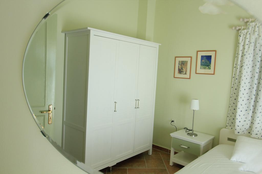 Iliobasilema Studios & Apartments Fiskardo Kamer foto